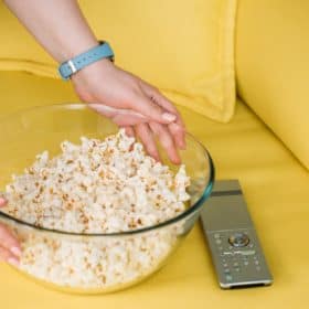making homemade popcorn in an inexpensive air popper is fast and much healthier than microwave popcorn. Get our recipe and more helpful tips at Made in a Pinch and follow us on Pinterest!-min