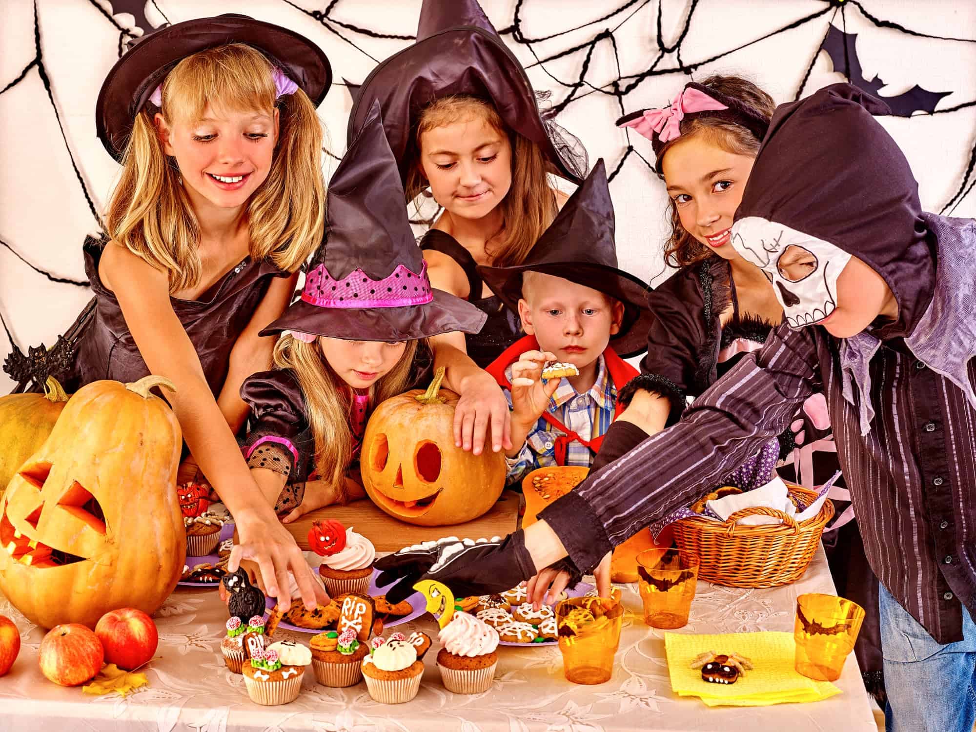 The perfect Class Halloween party is all about the Halloween Classroom Activities! Get our kid-approved list and more great tips at Made in a Pinch and follow us on Pinterest!