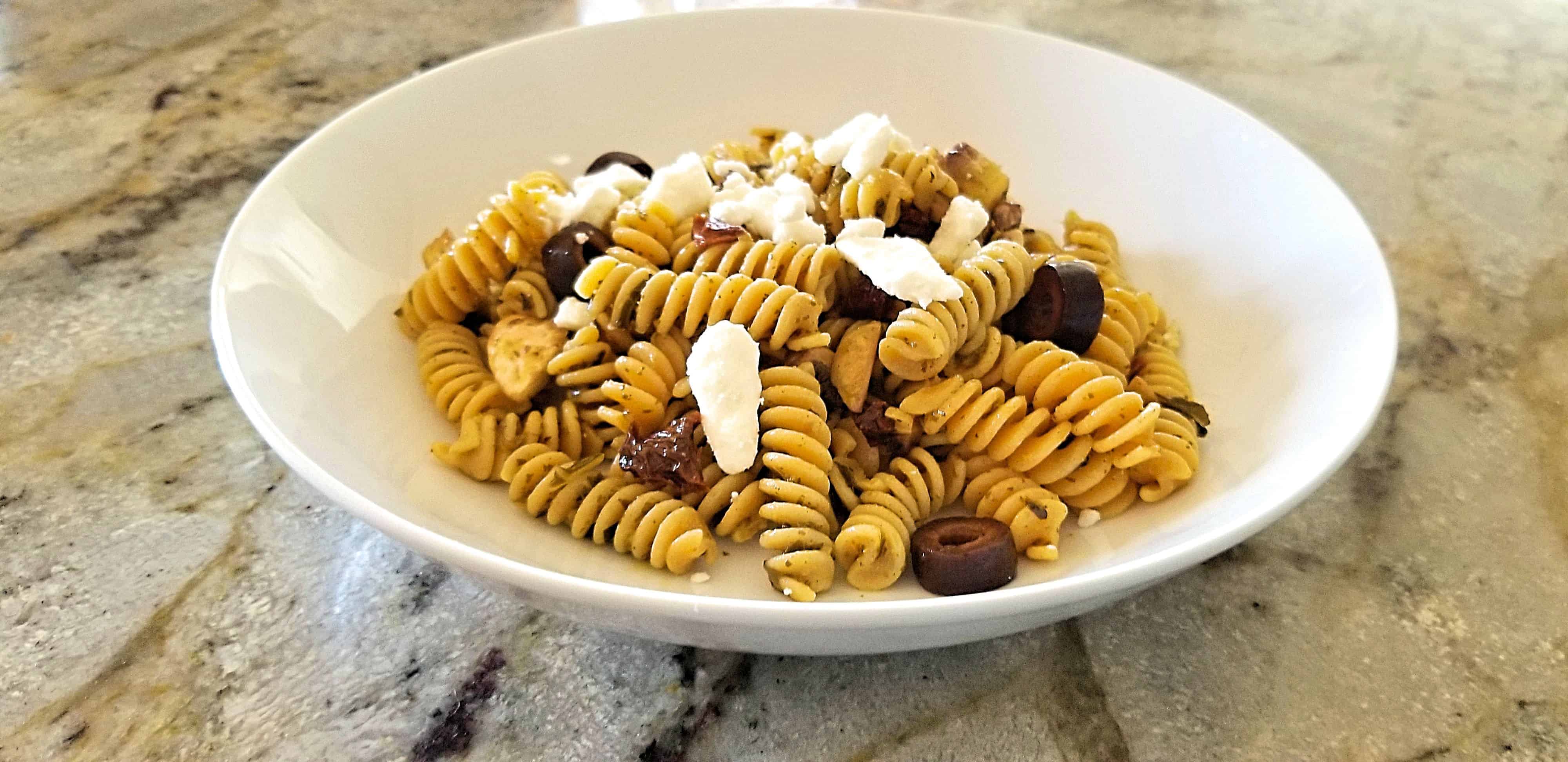 Find out about Barilla's chickpea pasta and grab our recipe on Made in a Pinch. Follow us on Pinterest for more healthy living tips and easy recipes!