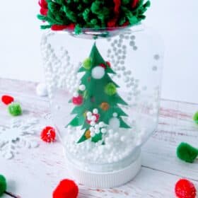 DIY Mason Jar Snow Globe