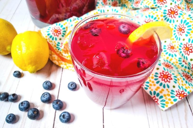 homemade blueberry lemonade recipe for hot summer day