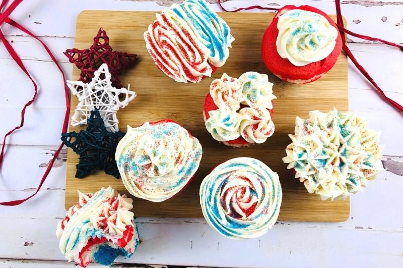 red white and blue cupcakes