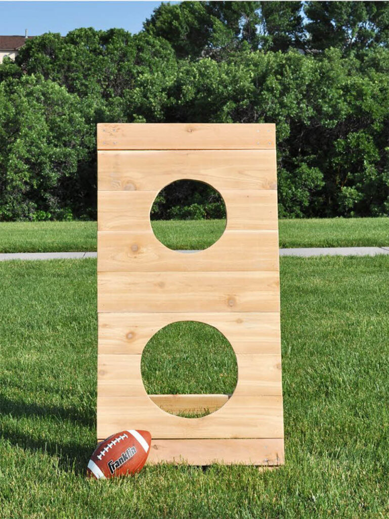 football toss family lawn game