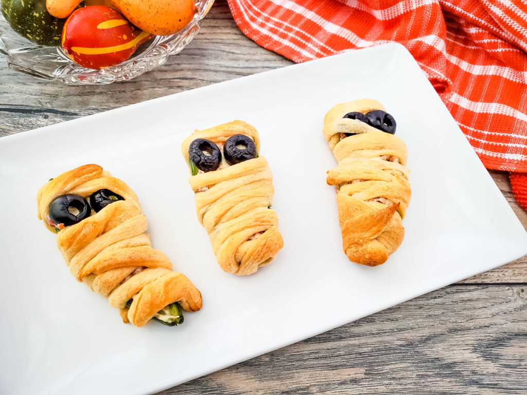 Mummy-wrapped jalapeno poppers