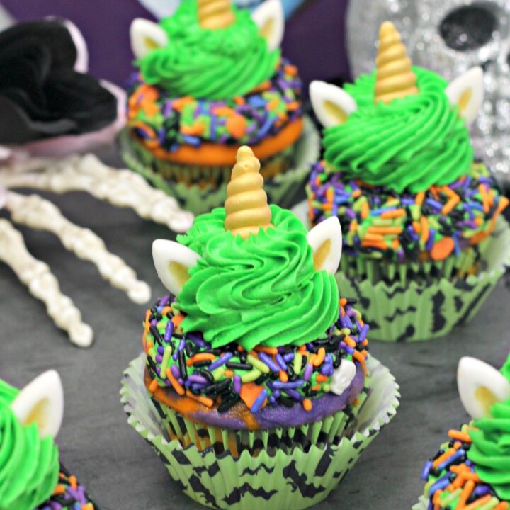 Halloween unicorn cupcakes