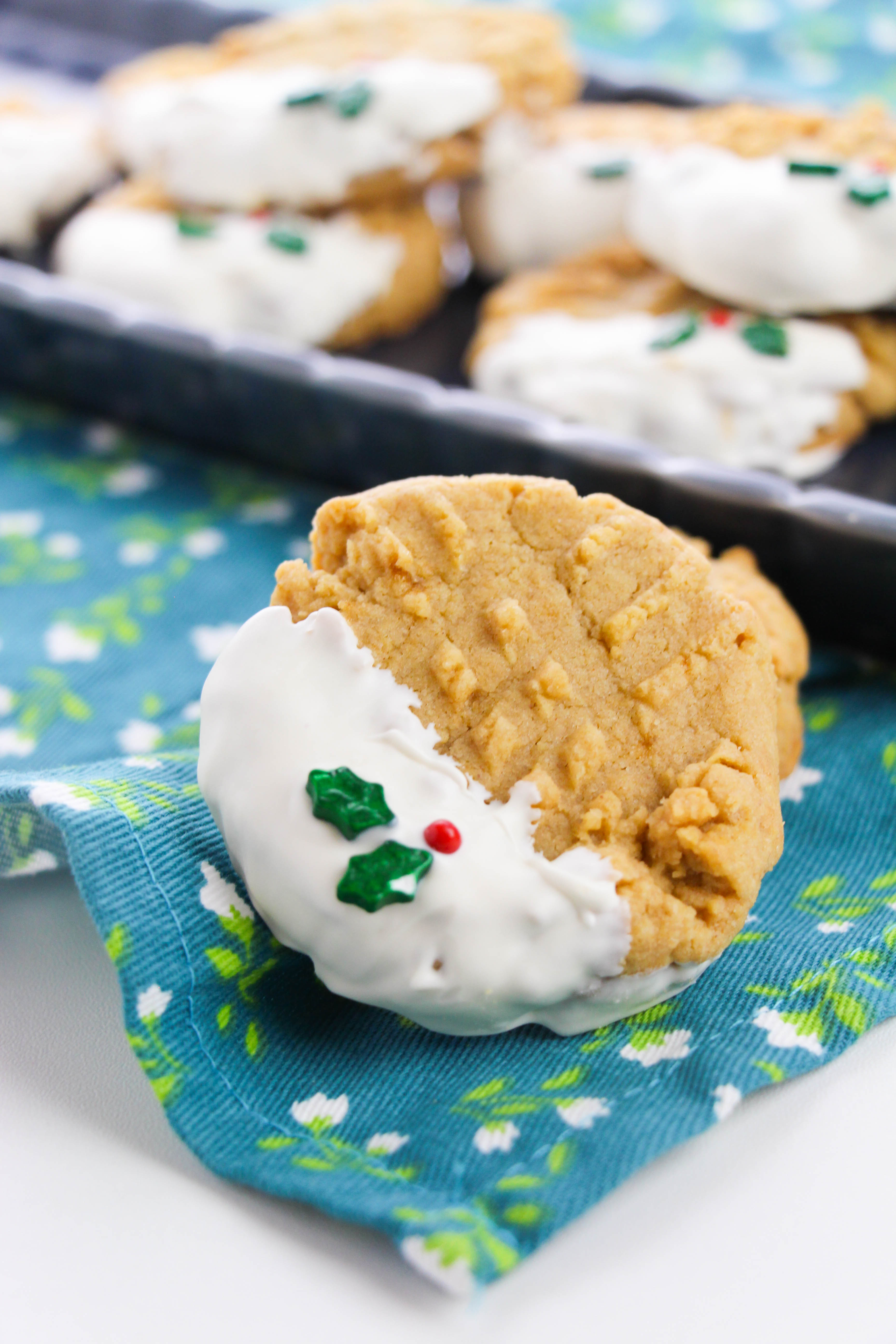 Christmas Peanut Butter Cookies - Made In A Pinch