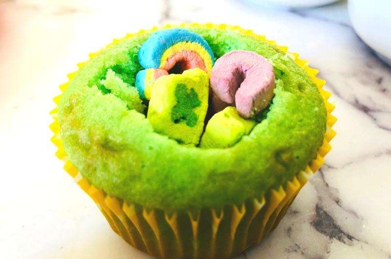 lucky charms filled cupcakes