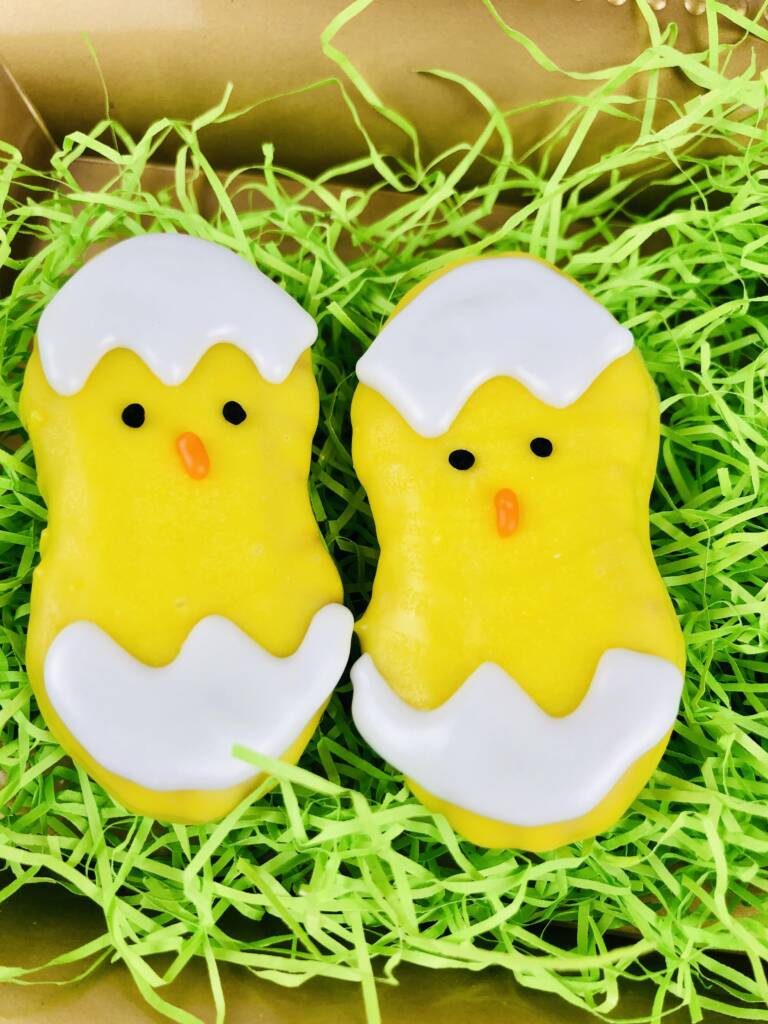 Easter chick cookies closeup