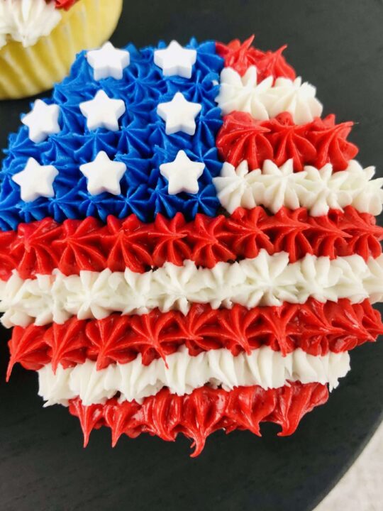 American Flag Cupcake Cake - Life Love and Sugar