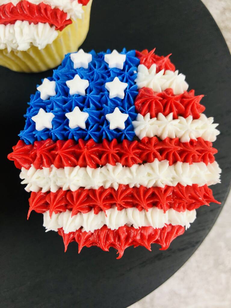 american flag cupcake