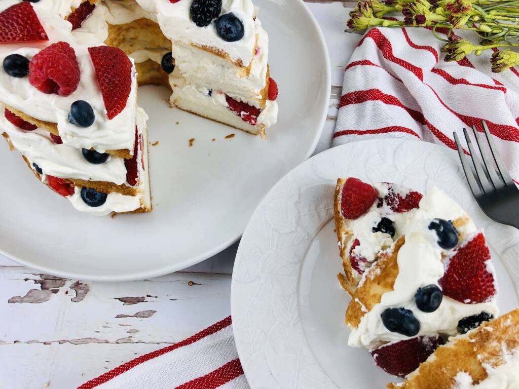 summer berry cream cake