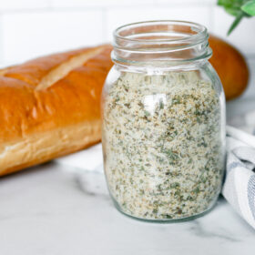 garlic bread seasoning mix in a jar