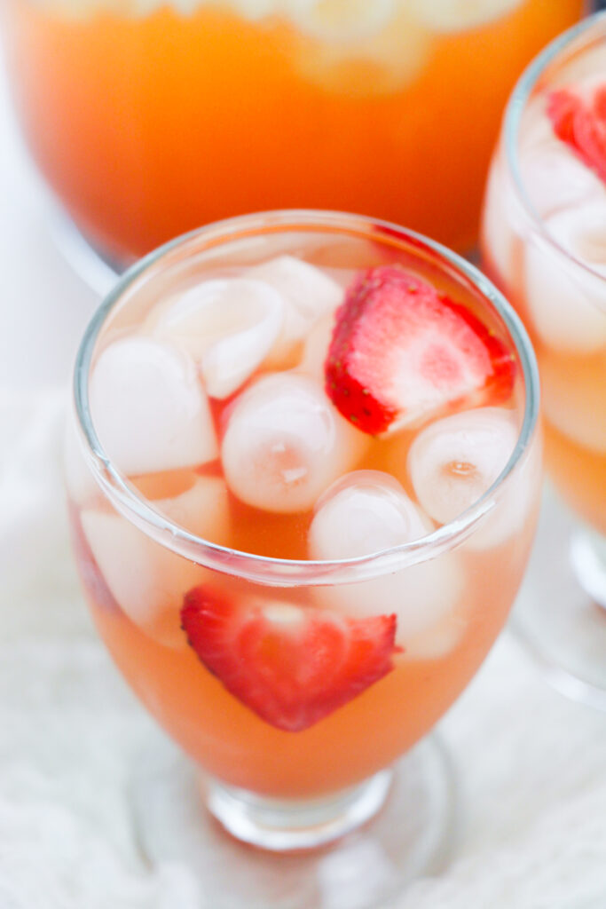 strawberry acai refresher