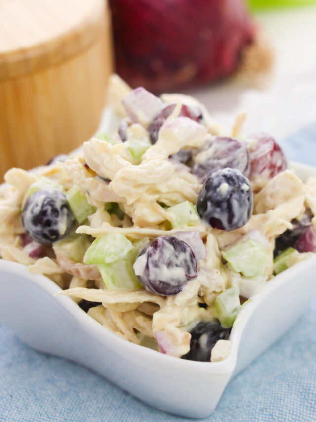 Tangy Sweet Chicken Salad with Grapes Recipe!