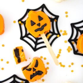 jack-o-lantern pumpkin cake pops